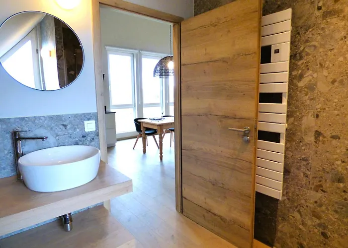 Entre Vignes Et Verger *